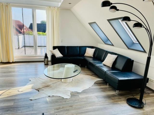 Apartment 160Qm 5 Schlafzimmer 1 Wohnzimmer Terrasse Und Balkon Wilhelmshaven Eksteriør billede