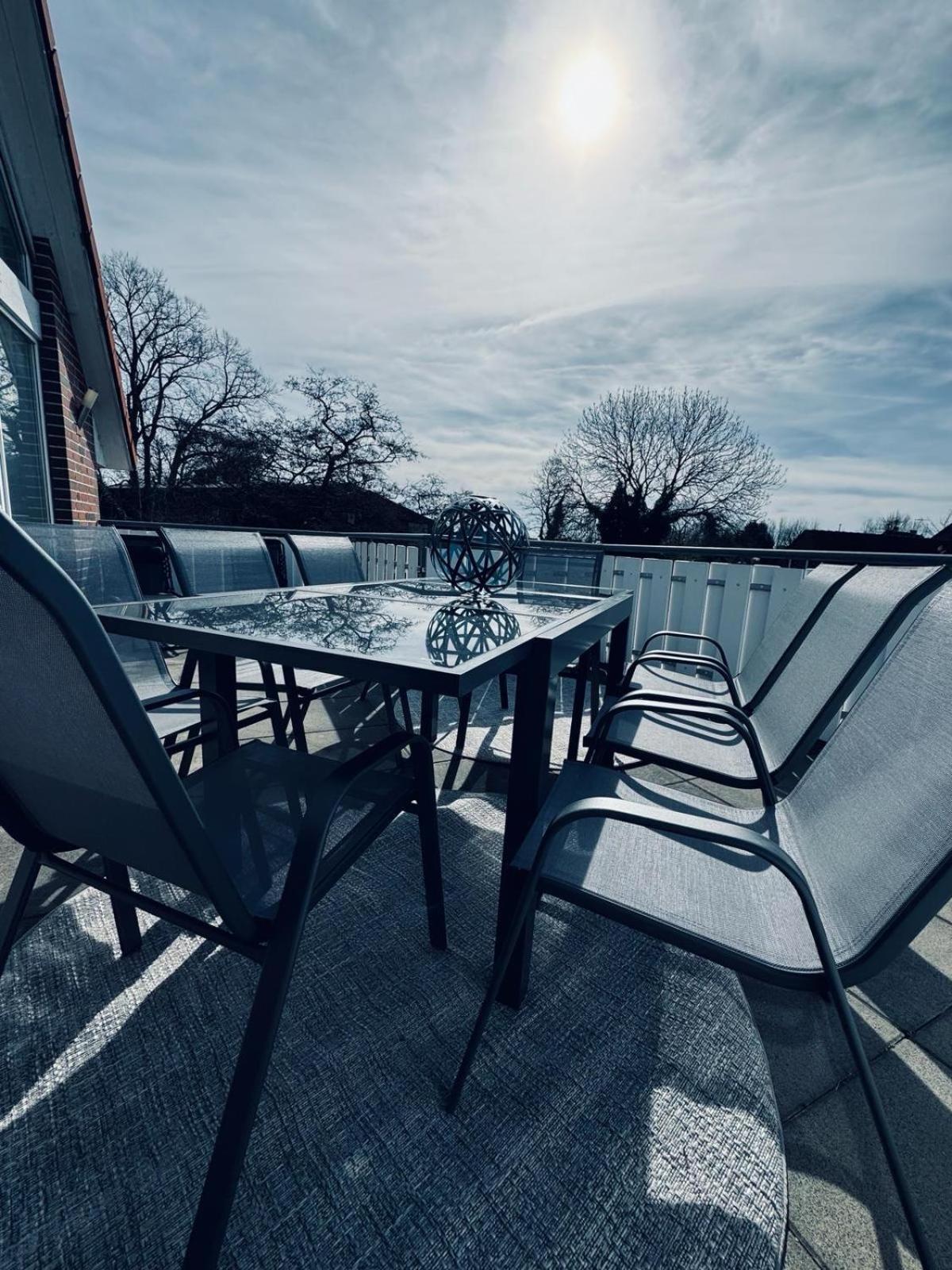Apartment 160Qm 5 Schlafzimmer 1 Wohnzimmer Terrasse Und Balkon Wilhelmshaven Eksteriør billede