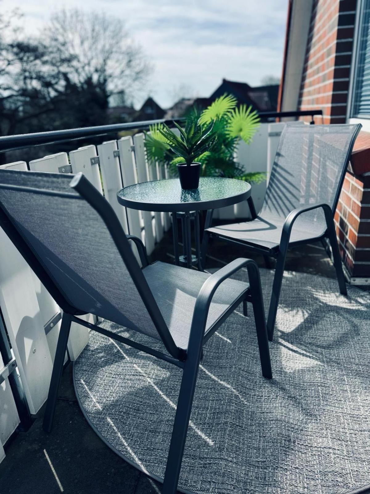 Apartment 160Qm 5 Schlafzimmer 1 Wohnzimmer Terrasse Und Balkon Wilhelmshaven Eksteriør billede